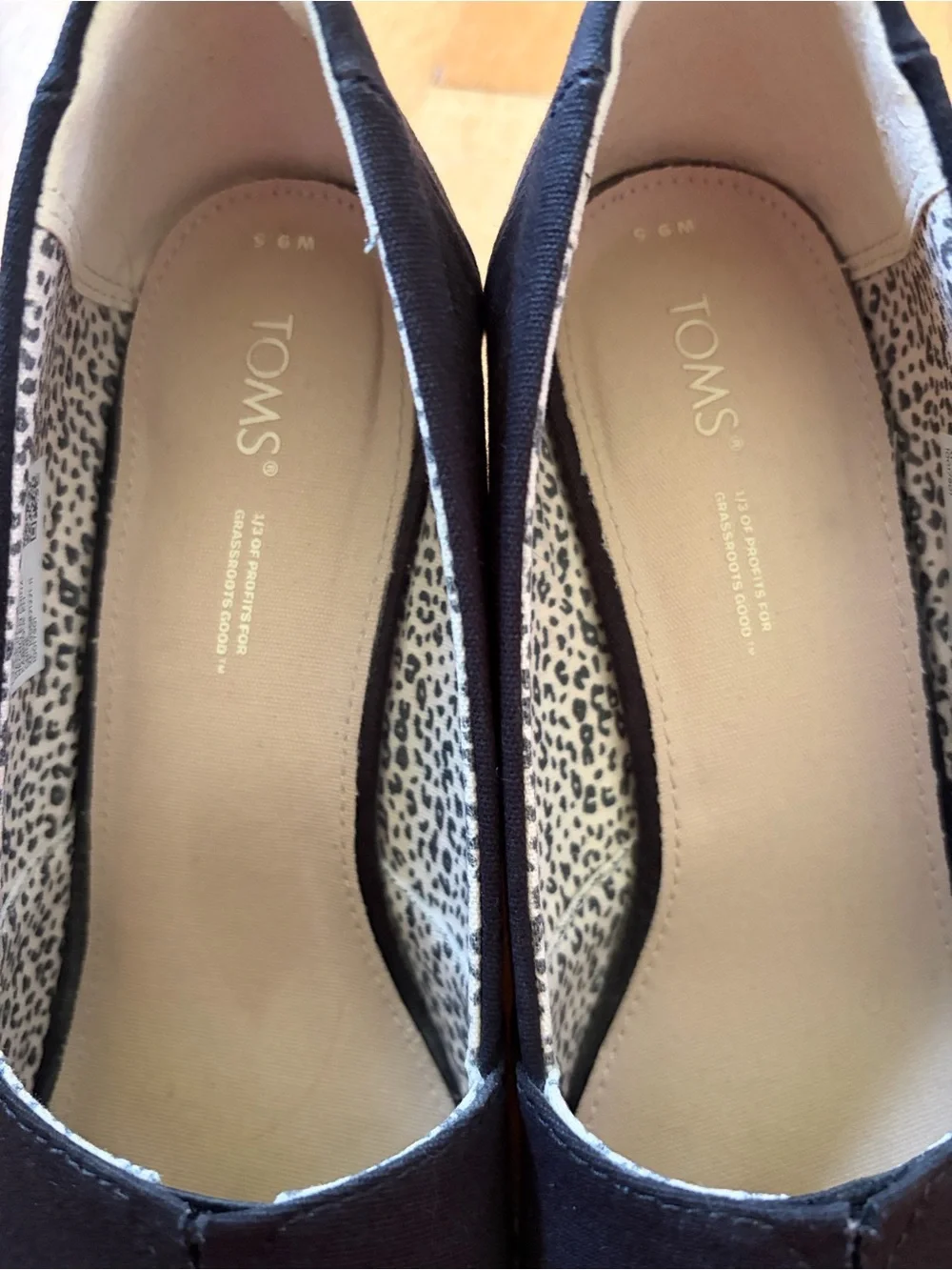 Toms Black Canvas Wedge-Heel Espadrilles